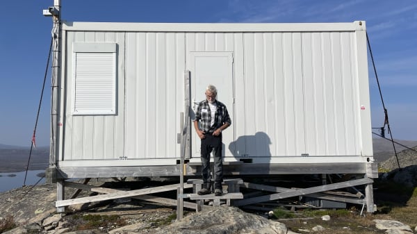 I 40 år har Erling og andre UFO-entusiaster jagtet sandheden om mystiske lys i Norge
