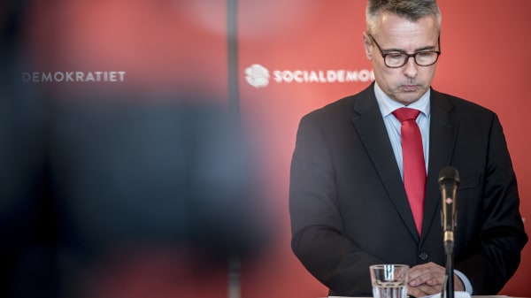 Henrik Sass Larsen er blevet smidt ud af Socialdemokratiet