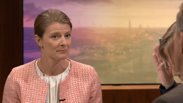 Beskæftigelsesministeren: Danmark kan ikke holde til endnu en fordobling af udenlandsk arbejdskraft