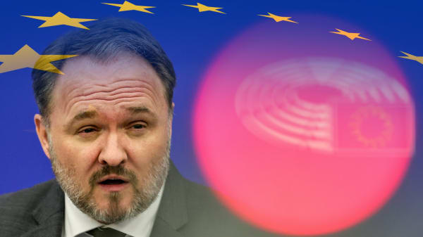 Morgenpost fra Europa: EU præsenterer klimamål midt i hedebølgen. Kommer vi i mål, Dan Jørgensen?