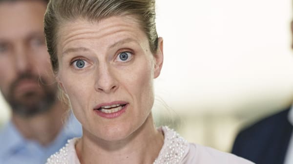 Partier lægger pres på minister: 'Håb er ikke en strategi, men det har det åbenbart været for ministeren indtil nu'