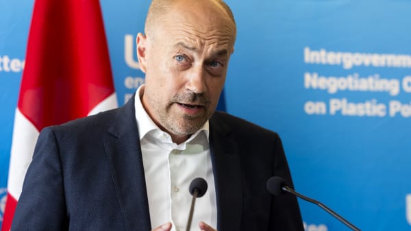 Efter tomgang på vigtigt topmøde ramte 'alvorligt tilbageslag' pludseligt: 'Ubrugeligt', lyder det fra Heunicke