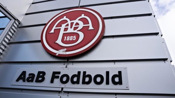 Efter nye og kritiserede DBU-regler: AaB beroliger breddeklubber
