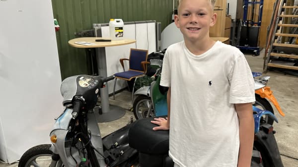 Juniormesterlære er knap nok indført, før fem skoler indfører lignende ordning ned til 6. klasse