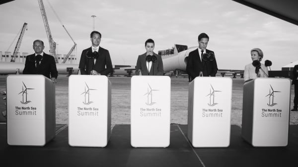 ANALYSE Historisk grønt sats viser vild forvandling i regeringens risikovillighed