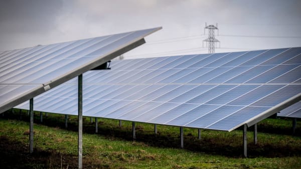 Naboer stormer kommunen: Kræver en af landets største energiparker bremset