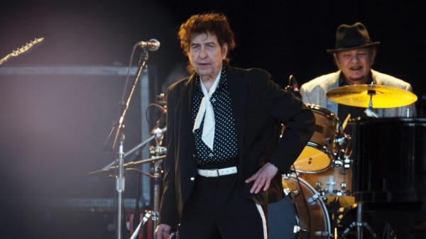 Bob Dylans koncert i København kaldes rodet og sløset