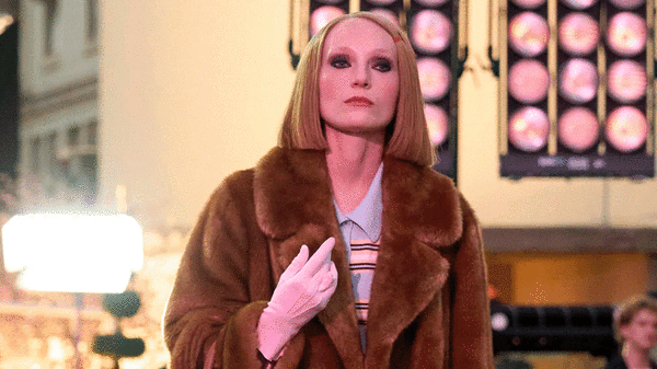 Vogue genopfandt filmklassikere på catwalk i Hollywood