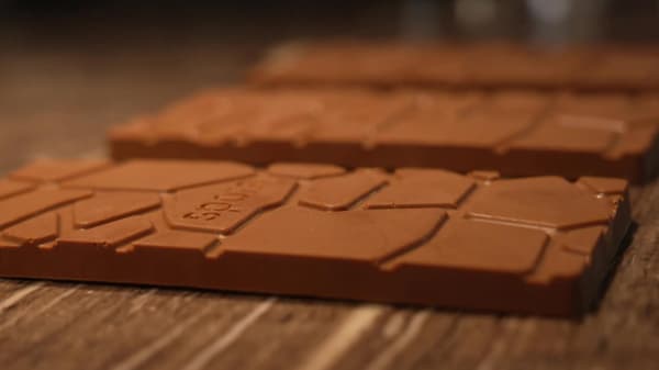 Det smager af chokolade, men har ikke set skyggen af en kakaobønne