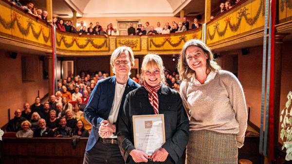 Liv Thomsen får Erik Kjersgaard Prisen for at formidle historien godt på TV