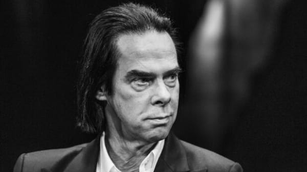 Nick Cave i sit første interview i flere år: Mine koncerter er alt det, corona ikke er - en udveksling af kropsvæsker