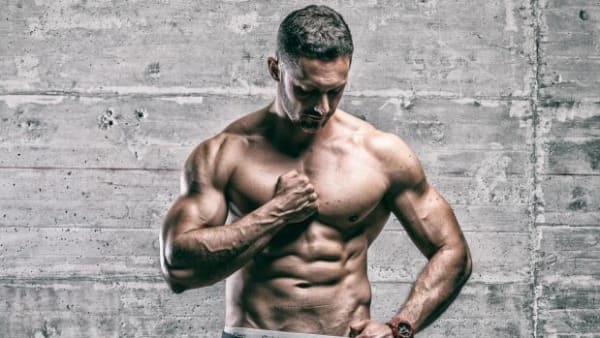 Alle med store muskler tager steroider - og tre andre myter om at løfte vægte