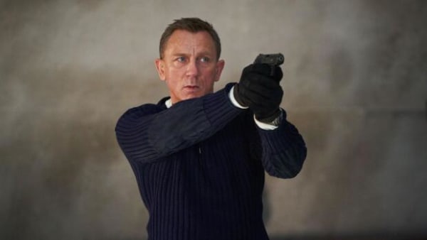 Daniel Craig siger farvel til agent 007, mens han hyldes for 'at gøre James Bond til feminist'