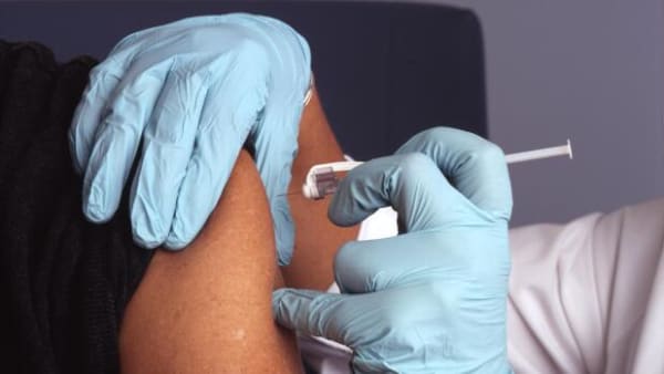 Mystiske symptomer efter HPV-vaccine kan skyldes almindelige infektioner 