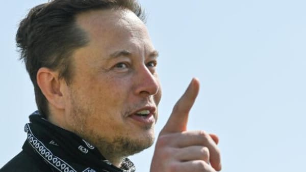 Politikere kritiserer Time for at kåre Tesla-milliardær til Årets Person: 'Han skal holde op med at nasse på alle andre'