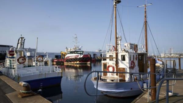 Skyhøje dieselpriser rammer fiskeriet: 'Folk er nødt til at lægge til kaj'