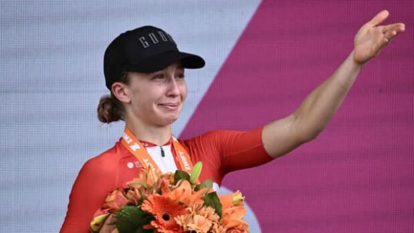 Det danske Tour-eventyr fortsætter med etapesejr til en tårevædet Cecilie Uttrup Ludwig