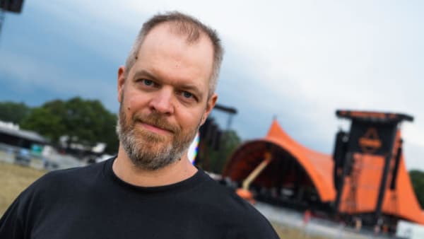 Anders lægger Danmarks største musikalske puslespil – og opgaven er blevet meget sværere med årene  