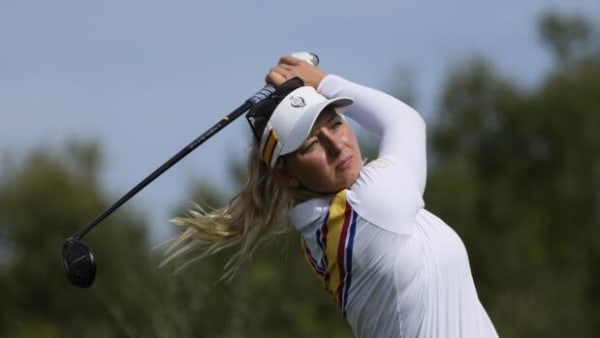 Solheim Cup: Pedersens makker sætter føring over styr