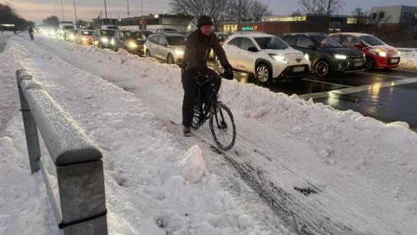 Cykeldirektør med opsang: Snerydningen er for ringe