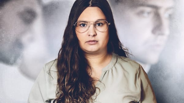 Forelsket i en løgn