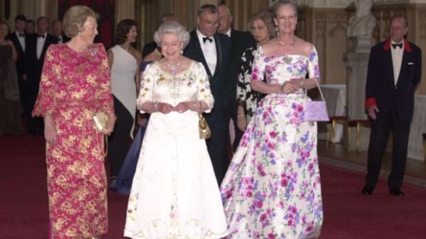 Hvad skal dronning Margrethe lave nu? Måske har 'pensioneret' dronning på 10. år svaret