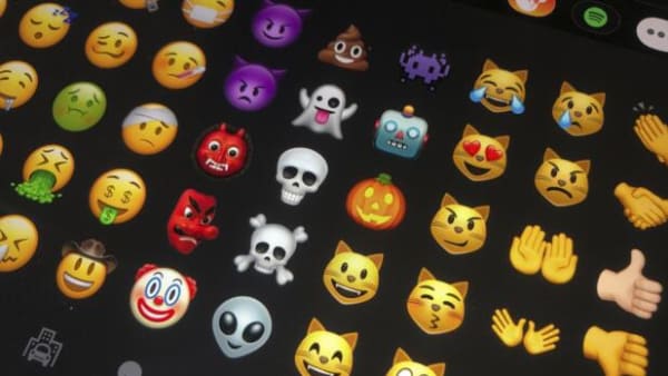 X ændrer vandpistol-emoji til en rigtig pistol