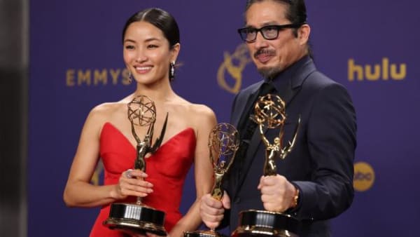 Serie på japansk, kokke-komedie og stalker-beretning vandt stort ved Emmy-uddelingen