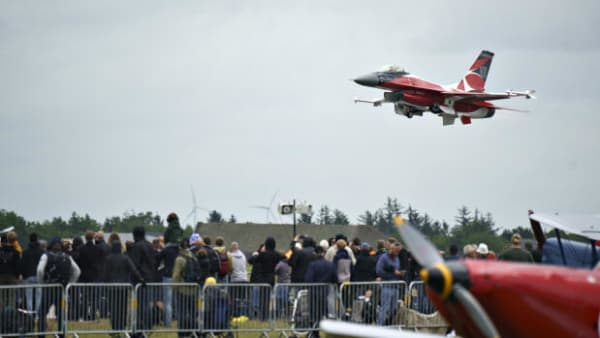 Forsvaret aflyser kæmpe flyshow næste år