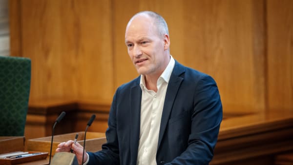 Inden dagens dramatiske årsmøde møder Enhedslistens top modstand om kontroversiel rød fraktion