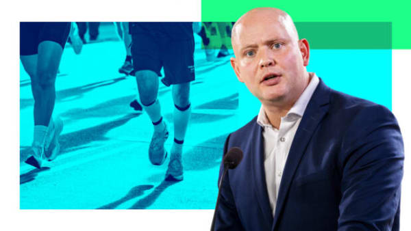Hvor bliver lovpligtig evaluering af? Kulturministeren kan ikke give en dato