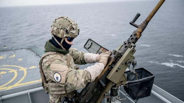 Forsvarskorrespondent: Regeringens 'hårde julegaver' til forsvaret af Grønland er tiltrængte