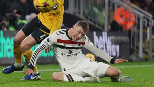 Højlund og Eriksen var med, da United igen, igen forværrede krisen