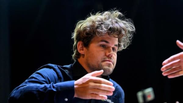 Magnus Carlsen skrev kontroversiel VM-historie: 'Skakverdenen er officielt en joke'