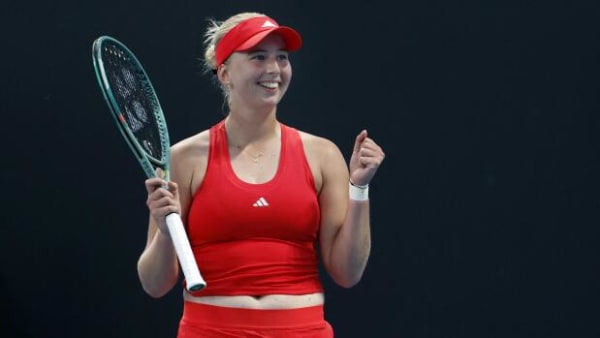 Flot comeback sender Clara Tauson videre i Australien