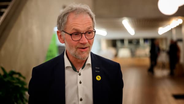 Ét parti vil få kronede dage til kommunalvalget, vurderer valgforsker 