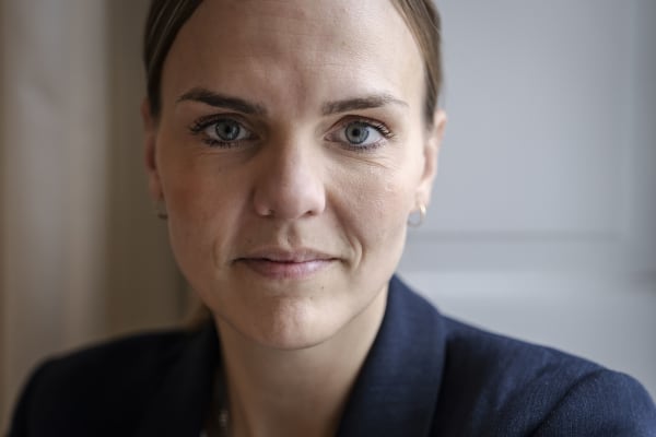 Minister ville have folk til at droppe kattevideoerne på Instagram - så haglede kritikken ned