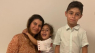 Mor skal bo bag hegn: 29-årige Sina skilt fra sine danske børn