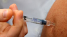 Trods rekordmange vaccinerede stiger influenzasmitten lige nu voldsomt 