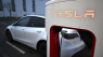 Salget af Tesla-biler styrtdykker i Europa - men vrede over Elon Musk er måske ikke årsagen