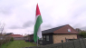 Familie satte palæstinensisk flag i haven. Siden har de været udsat for chikane flere gange