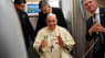 Pave Frans åbner døren for at træde tilbage