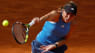 Italieners drilske stopbolde udfordrede, da Wozniacki røg ud i Madrid