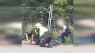 Cyklende chefredaktør blev smidt i asfalten af politiet på viral video: 'Jeg har mistet tilliden til politiet'