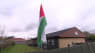 Familie satte palæstinensisk flag i haven. Siden har de været udsat for chikane flere gange