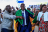 Kupleder i Gabon vinder valget med 90 procent af stemmerne 