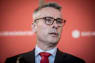 Henrik Sass Larsen mistænkt for at bruge kendt greb blandt pædofile til at få overgrebsmateriale