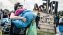 Mange kæmper sig vej til de gode pladser på årets Roskilde Festival 