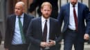 Mange bærer stadig nag over prins Harry, som kæmper for sin beskyttelse i Storbritannien