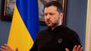 Zelenskyj varsler fredsdrøftelser med blandt andre USA